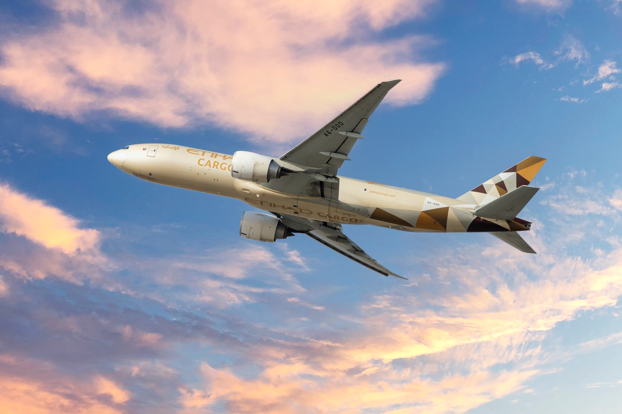 Etihad Cargo enhances direct eBooking connectivity with Kuehne + Nagel integration