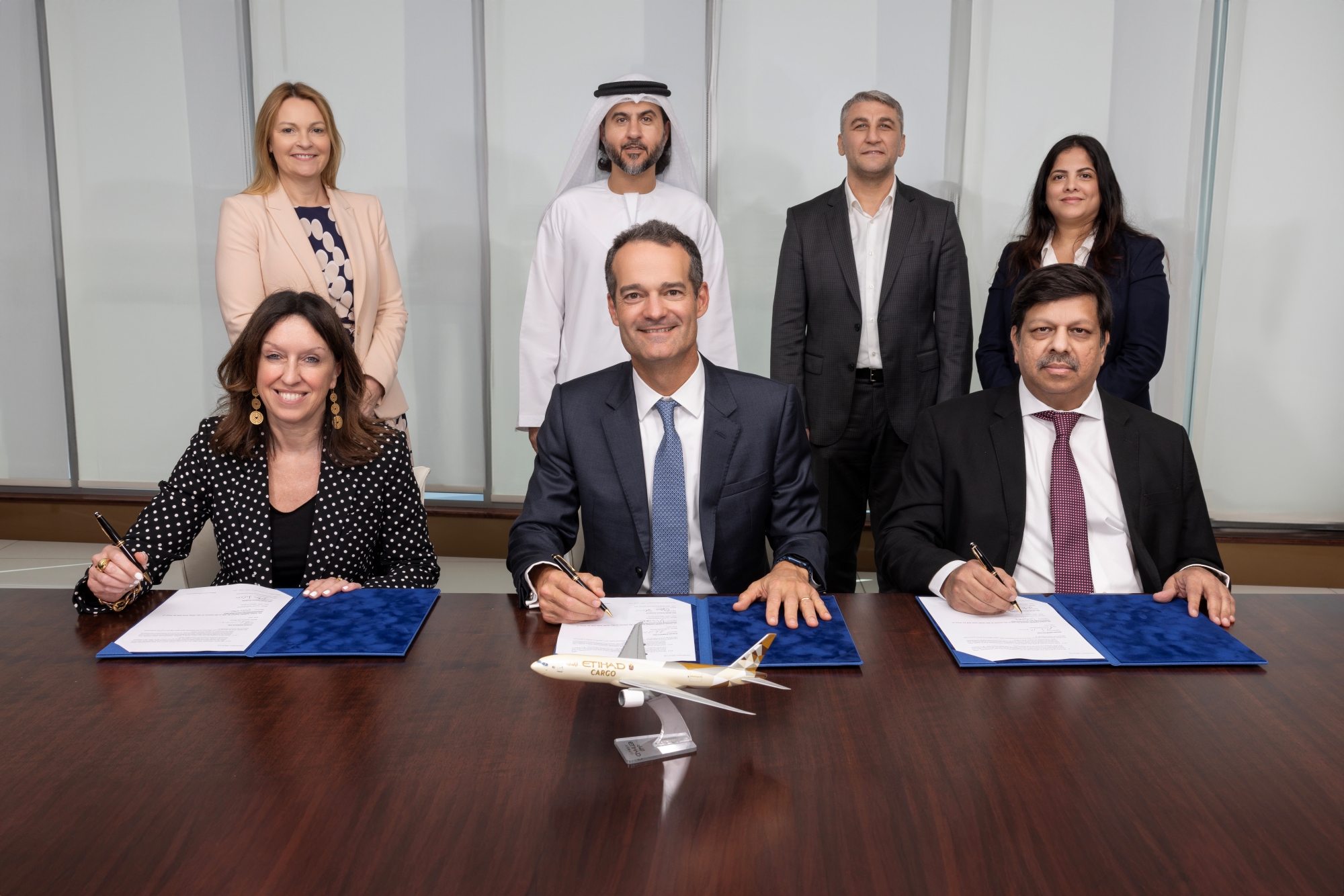 Etihad Cargo, Abu Dhabi Airports and Abu Dhabi Food Hub Announce the Signing of Major MoU to Develop New Food Corridors and Diversify Food Trade